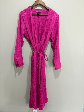 Silky Fuchsia Women's Victoria’s Secret Robe